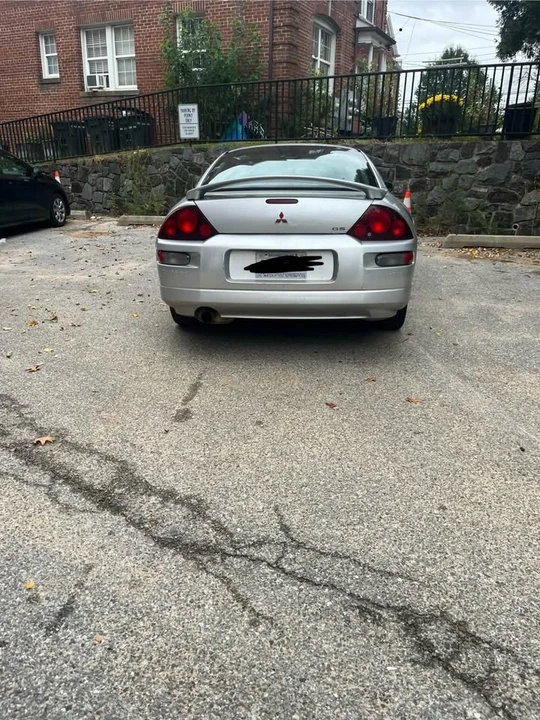 2001 Mitsubishi Eclipse 3rd Gen - Image 2 of 2