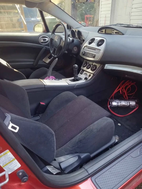 2009 Mitsubishi Eclipse 4th Gen - Image 2 of 3