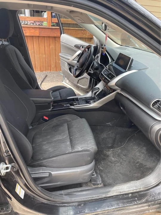 2019 Mitsubishi Eclipse Cross - Image 4 of 10