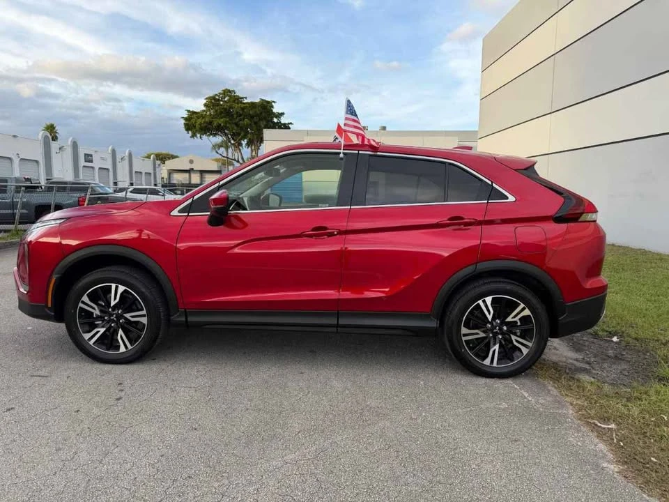 2025 Mitsubishi Eclipse Cross - Image 6 of 10