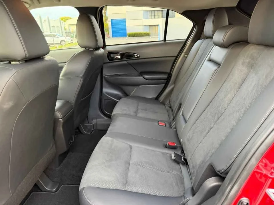 2025 Mitsubishi Eclipse Cross - Image 10 of 10