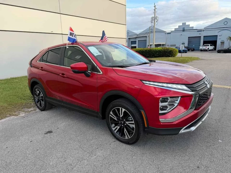 2025 Mitsubishi Eclipse Cross - Image 4 of 10