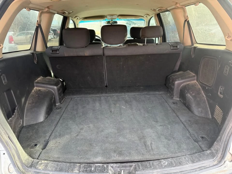 Mitsubishi Endeavor - Image 6 of 6