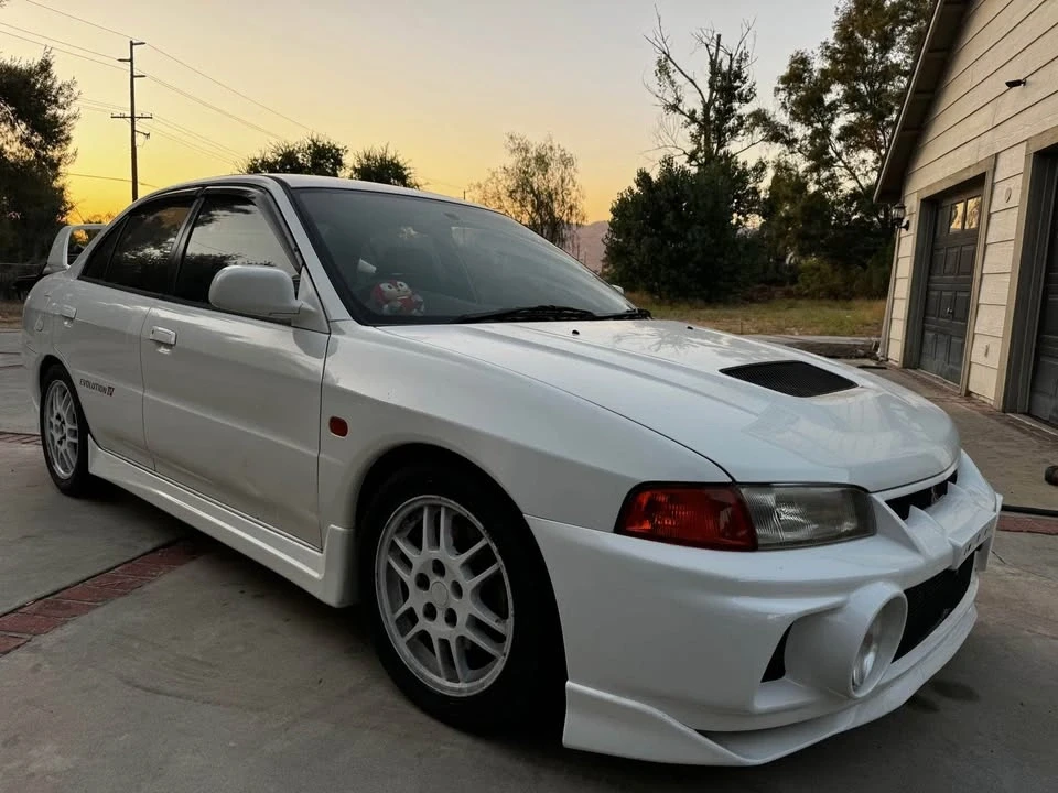 1996 Mitsubishi Lancer Evolution IV 6th Gen - Image 4 of 4