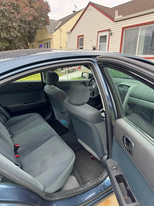 Mitsubishi Galant - Image 8 of 10