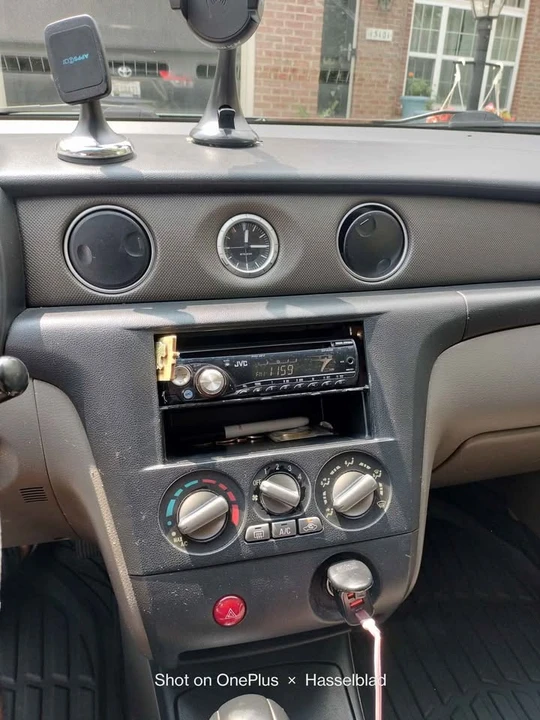 2003 Mitsubishi Outlander - Image 4 of 9