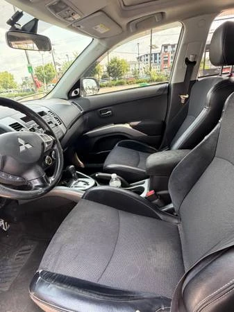 2009 Mitsubishi Outlander - Image 7 of 14