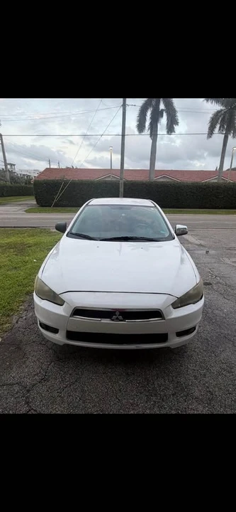Mitsubishi Lancer - Image 2 of 5