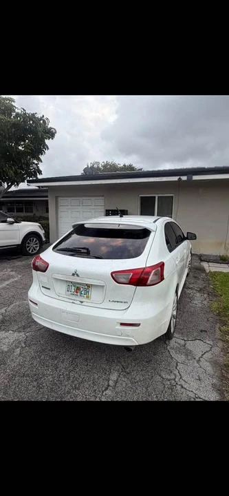 Mitsubishi Lancer - Image 4 of 5