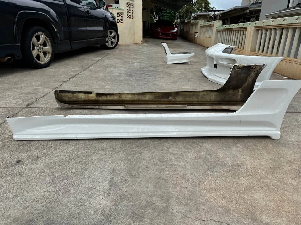 Parts & Memorabilia Bodywork - Image 5 of 6