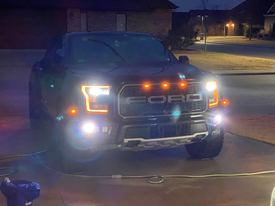 2018 Ford F-150 Raptor 13th Gen - Image 15 of 31