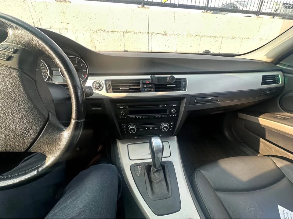 2009 BMW E90 3 Series Sedan - Image 4 of 10