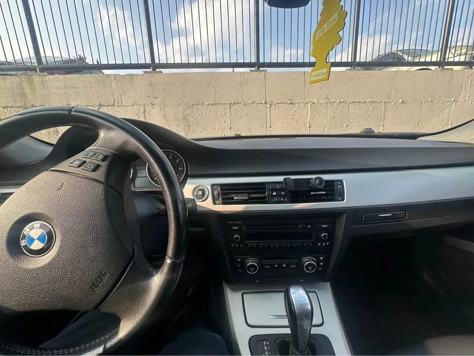 2009 BMW E90 3 Series Sedan - Image 2 of 10