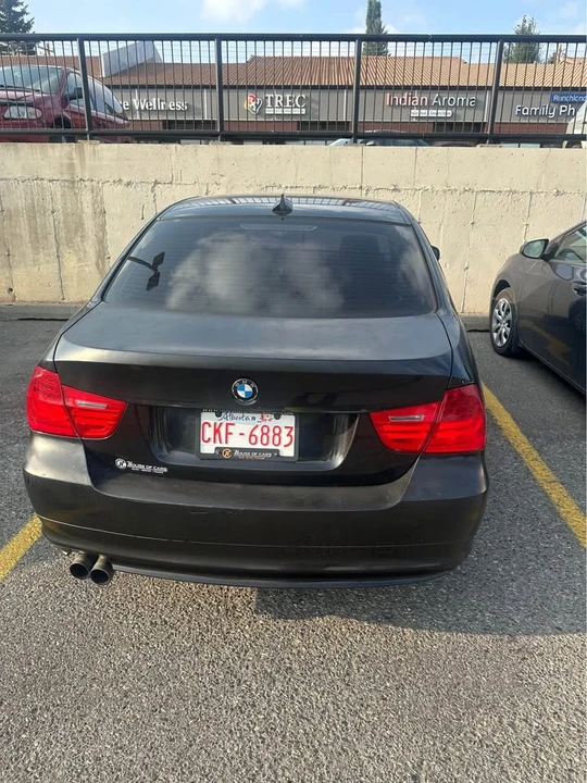 2009 BMW E90 3 Series Sedan - Image 9 of 10
