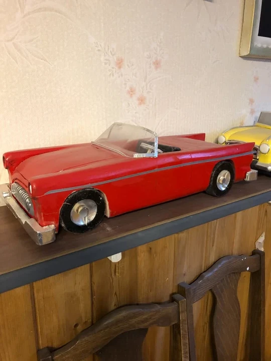 Parts & Memorabilia Scale Models - Image 3 of 9