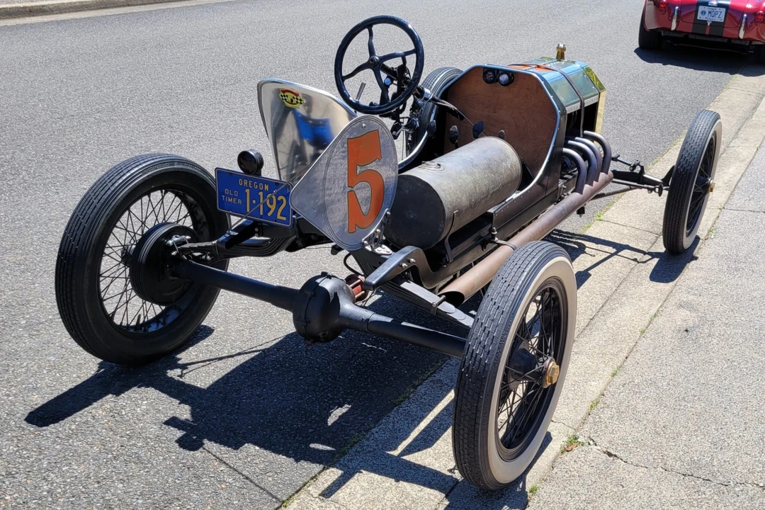 Ford Model T - Image 9 of 31