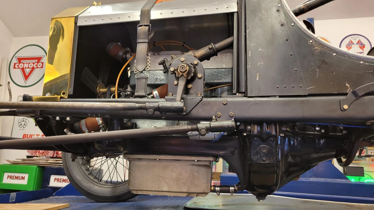Ford Model T - Image 15 of 31