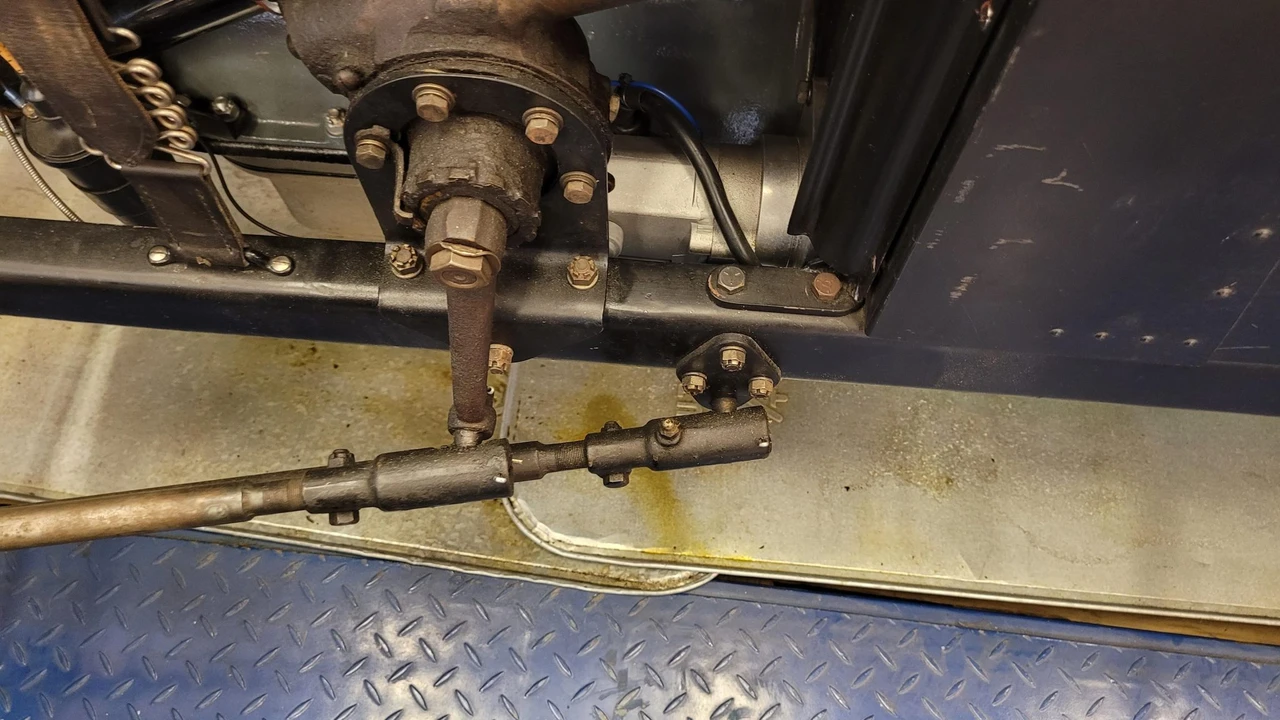 Ford Model T - Image 19 of 31