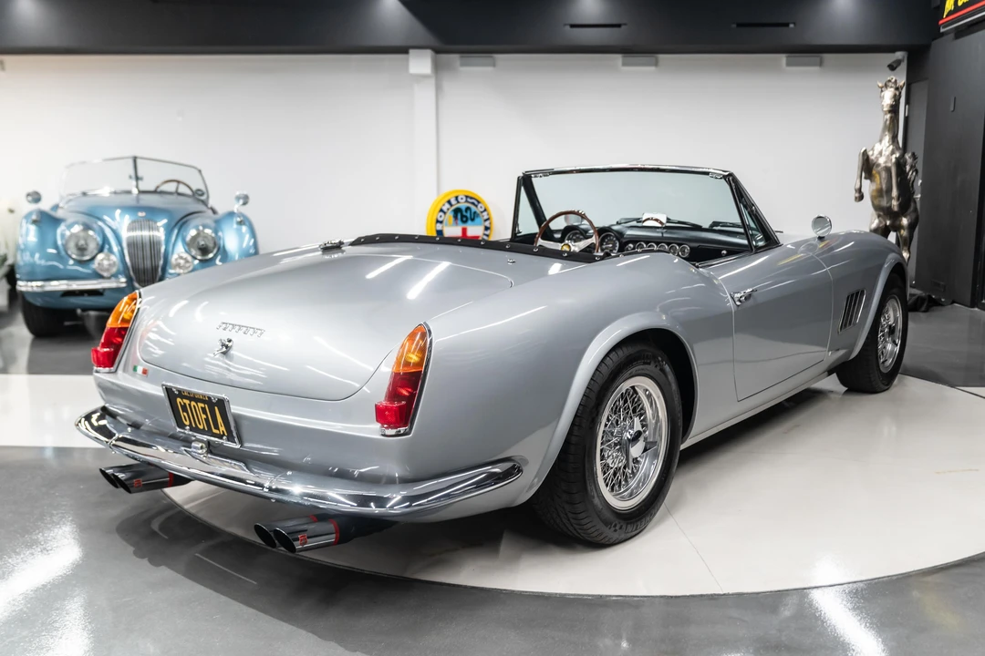 2004 Modena - Image 4 of 31