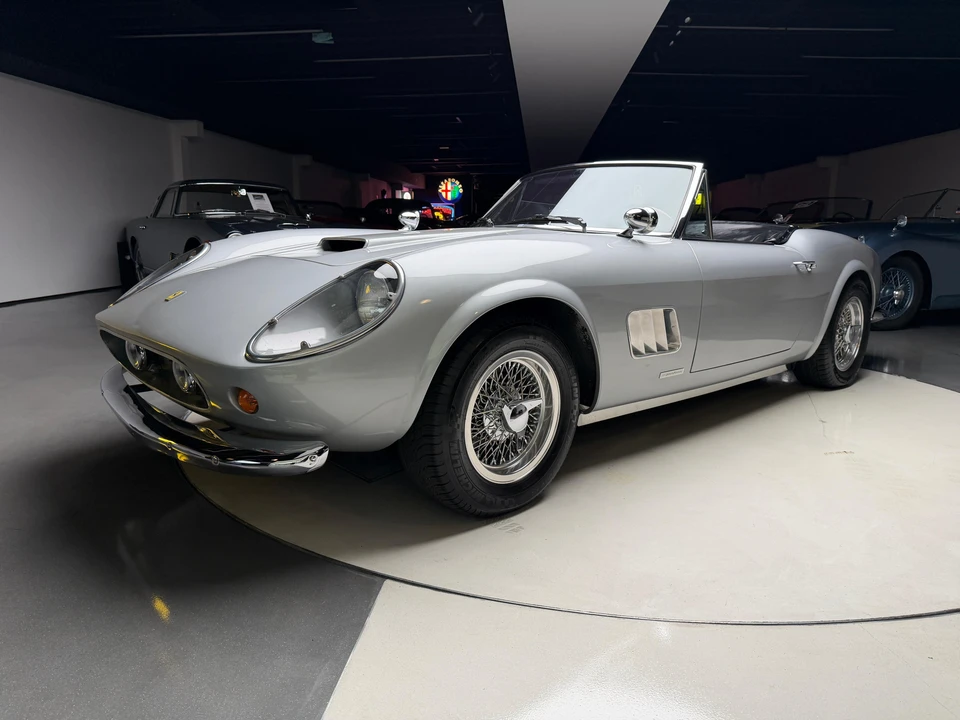 2004 Modena - Image 24 of 31
