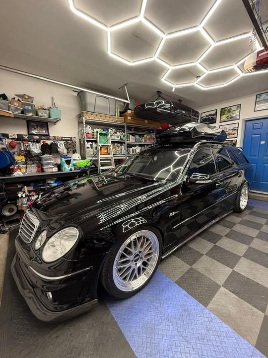2007 Mercedes-Benz W211 E 55 & E 63 AMG - Image 3 of 31