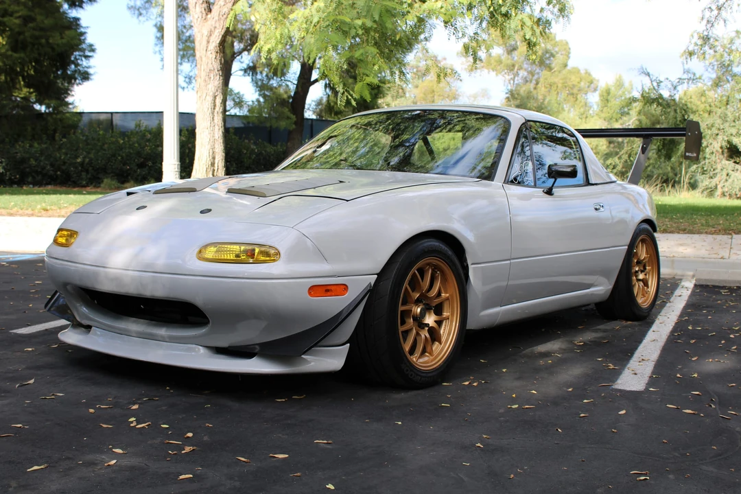 1993 Mazda NA MX-5 Miata - Image 2 of 31