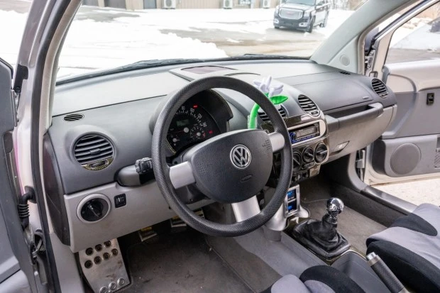 1998 Volkswagen New Beetle - Image 6 of 8