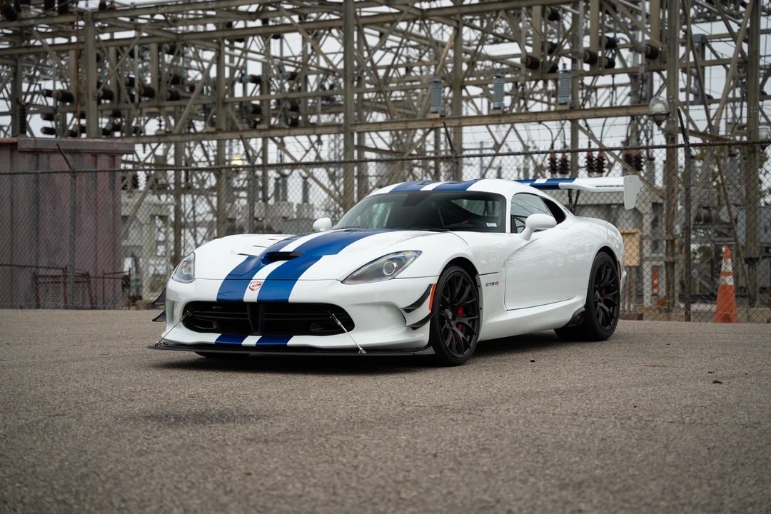 2017 Dodge Viper ACR 5th Gen - Image 2 of 31