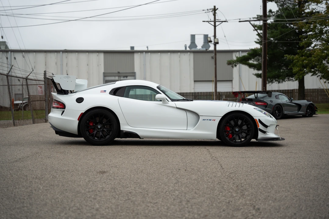 2017 Dodge Viper ACR 5th Gen - Image 8 of 31