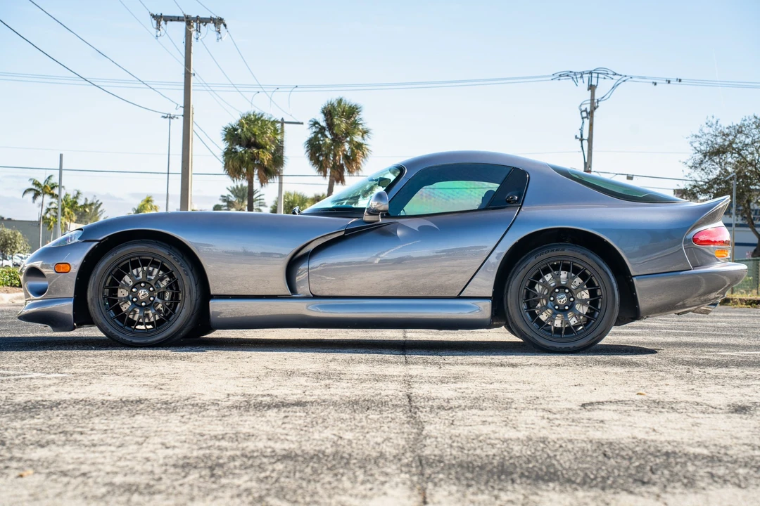 2000 Dodge Viper ACR 2nd Gen - Image 2 of 31