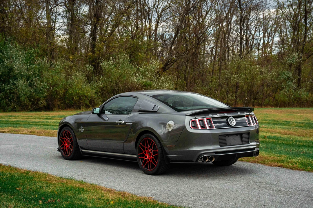 2013 Ford S197 Mustang - Image 9 of 31