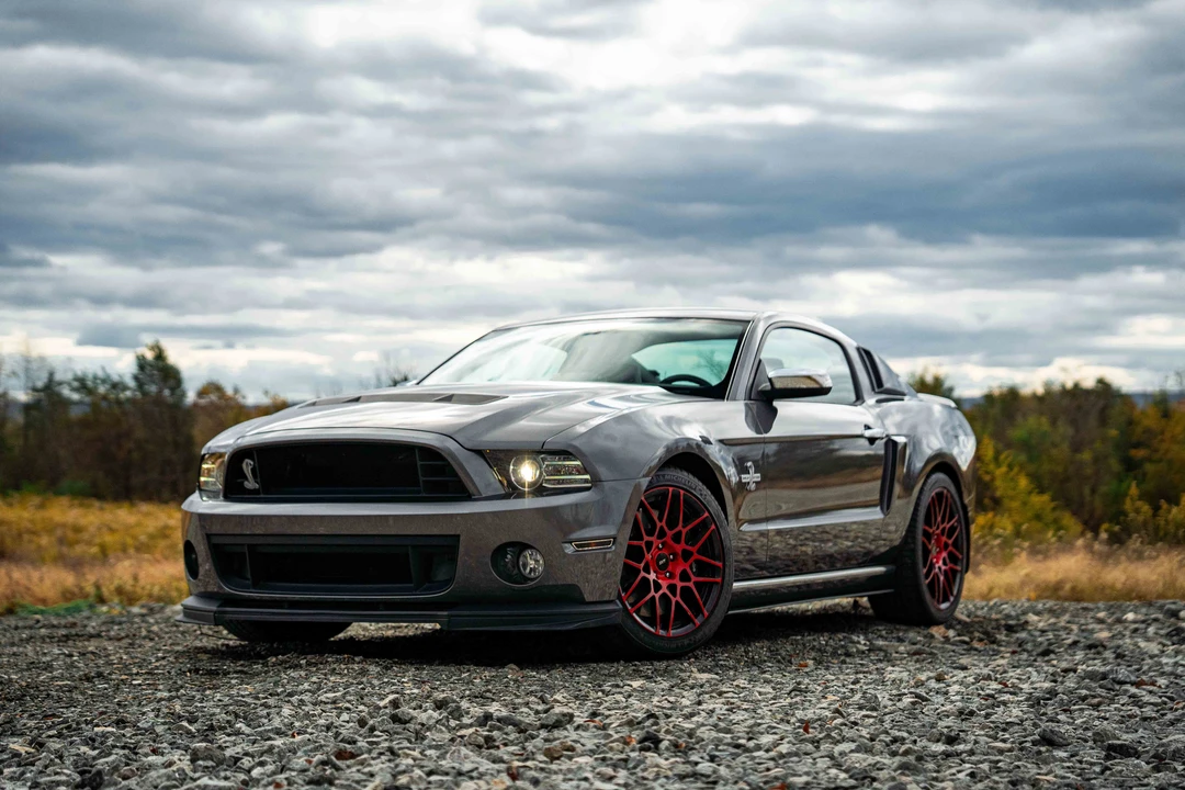 2013 Ford S197 Mustang - Image 2 of 31