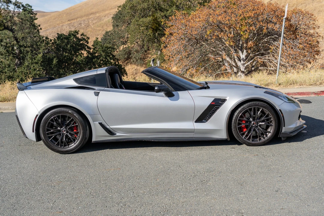 2016 Chevrolet Corvette C7 Z06 - Image 5 of 31