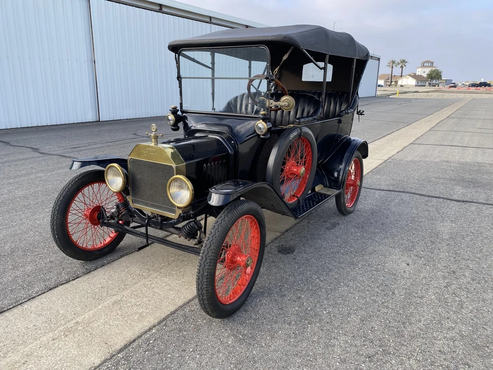 1915 Ford Model T - Image 4 of 31