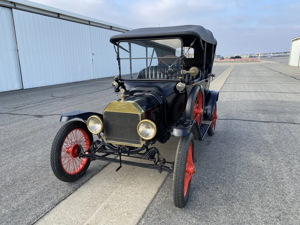 1915 Ford Model T - Image 3 of 31