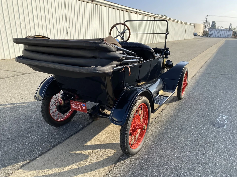 1915 Ford Model T - Image 30 of 31