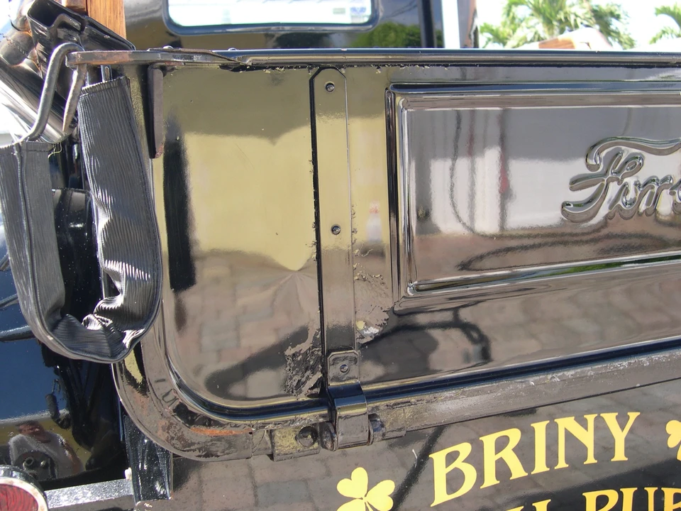 1931 Ford Model A Pickup & Model AA - Image 5 of 31