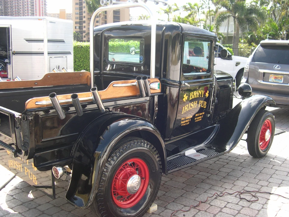 1931 Ford Model A Pickup & Model AA - Image 3 of 31