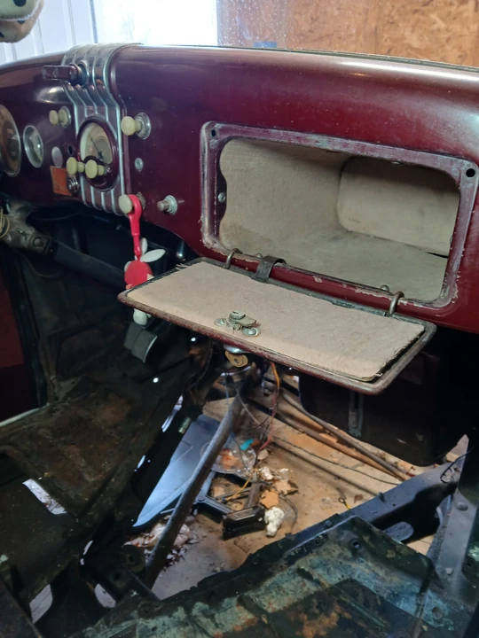 1935 Ford Model 48 & 68 - Image 31 of 31