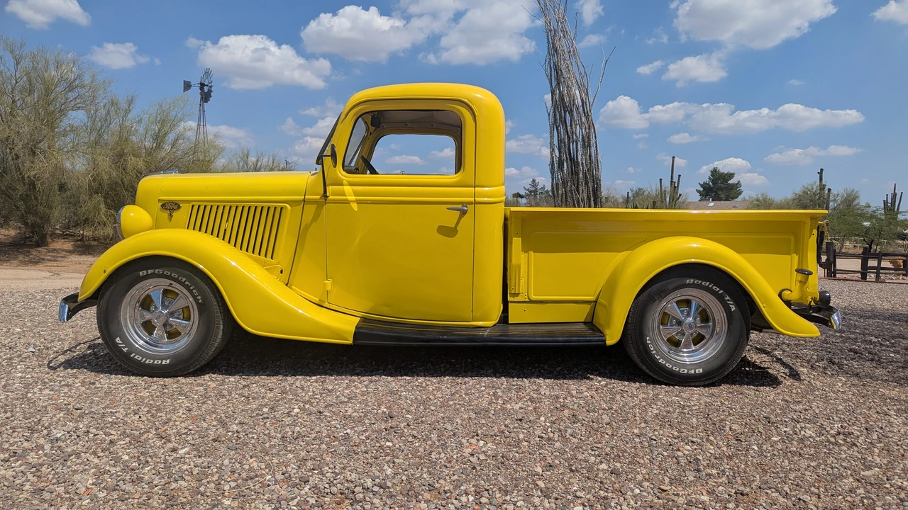 1936 Ford Model 48 & 68 - Image 4 of 31