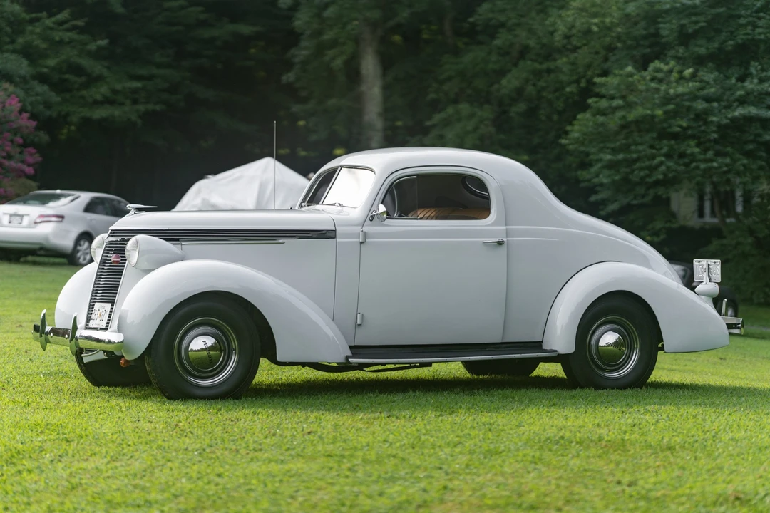 1937 Studebaker - Image 10 of 31