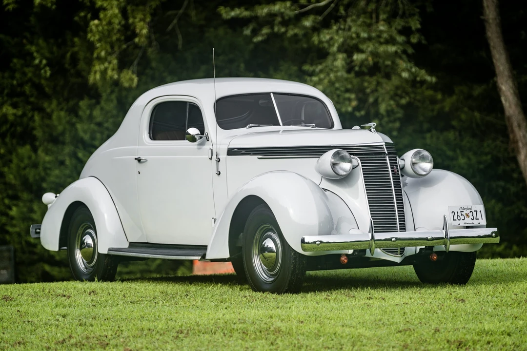 1937 Studebaker - Image 5 of 31
