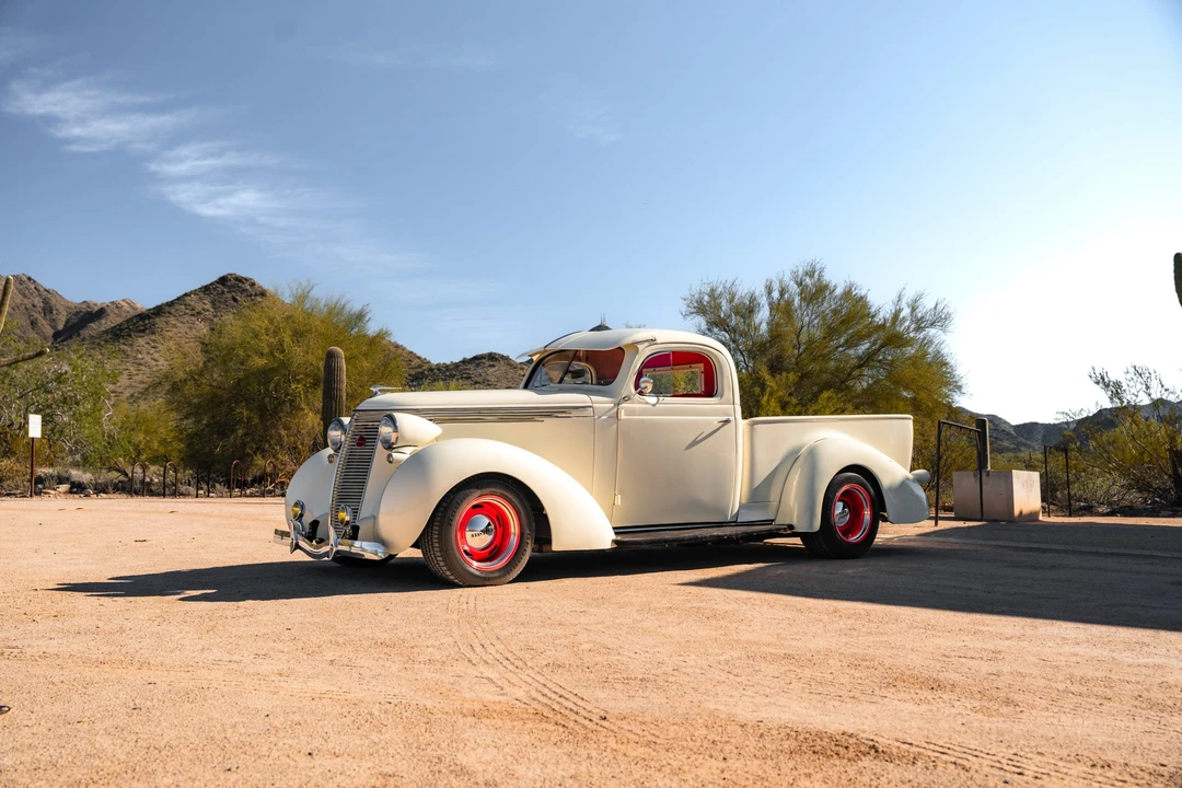 1937 Studebaker - Image 4 of 31