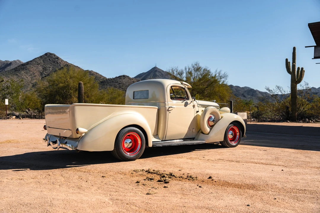 1937 Studebaker - Image 6 of 31