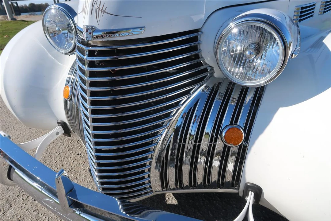 1940 Cadillac Series 62 1st Gen - Image 16 of 31