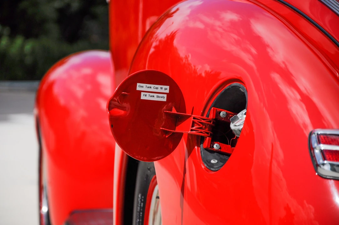1940 Ford Standard & Deluxe & Super Deluxe - Image 23 of 31