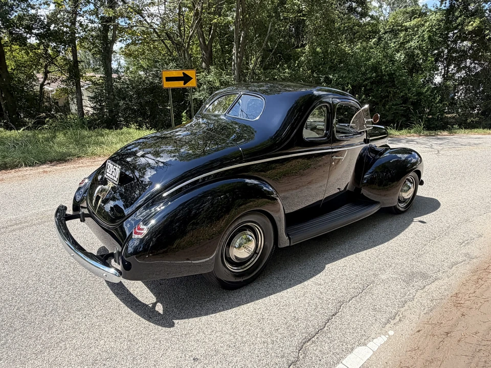 1940 Ford Standard & Deluxe & Super Deluxe - Image 24 of 31