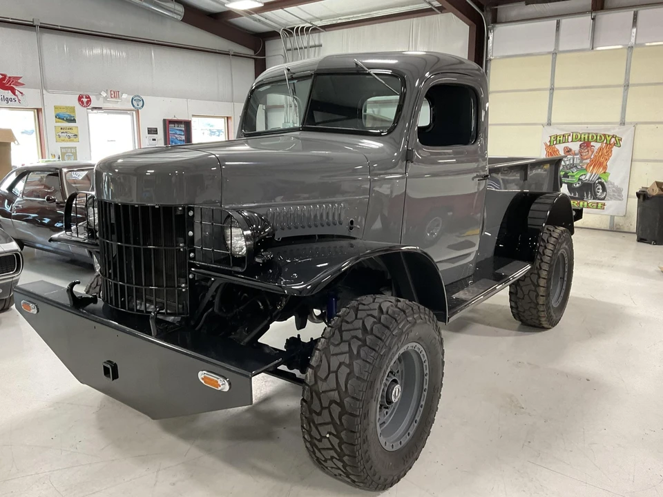 1941 Dodge Military Vehicles - Image 2 of 31