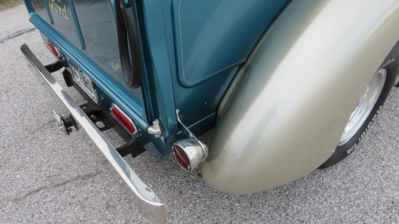 1946 Ford Pickup (1940-1947) - Image 27 of 31