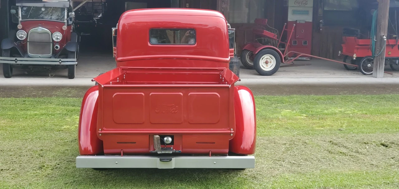 1946 Ford Pickup (1940-1947) - Image 20 of 31